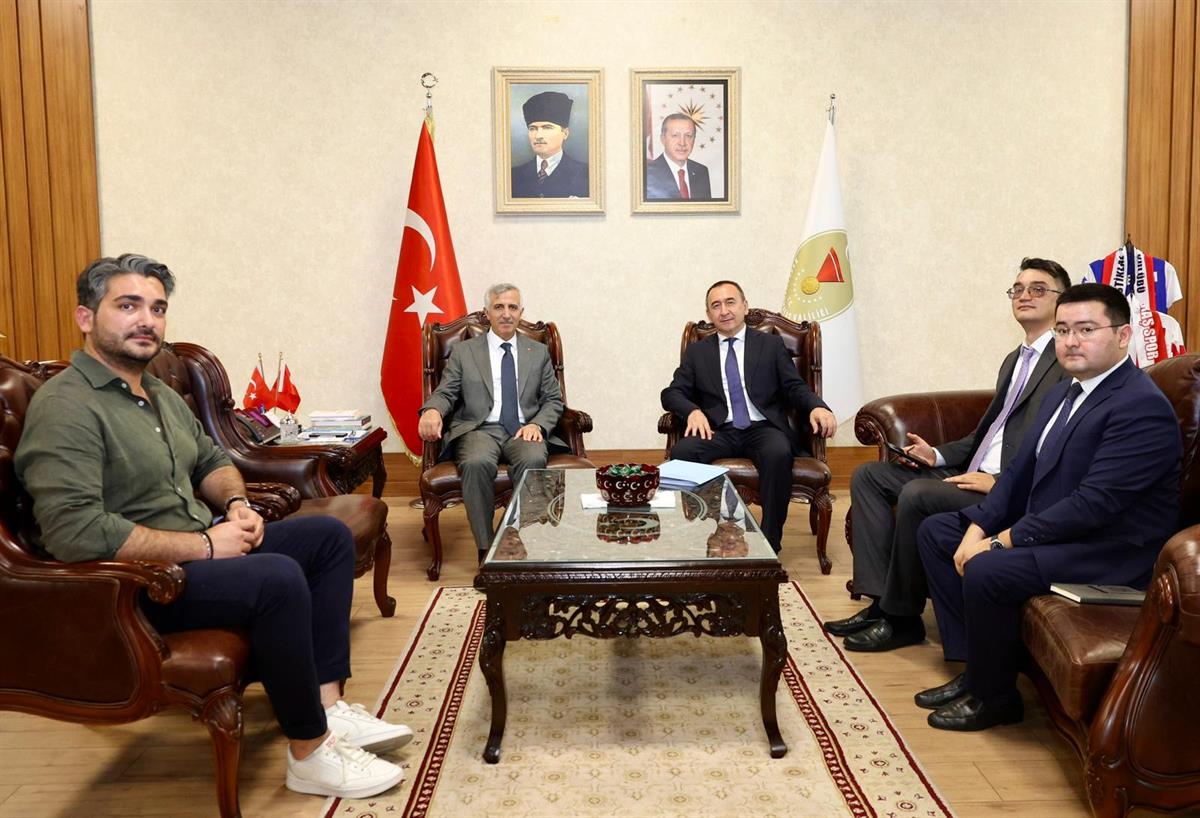 Özbekistan Cumhuriyeti Ankara Büyükelçisi Khaydarov’dan Valiliğe Ziyaret1
