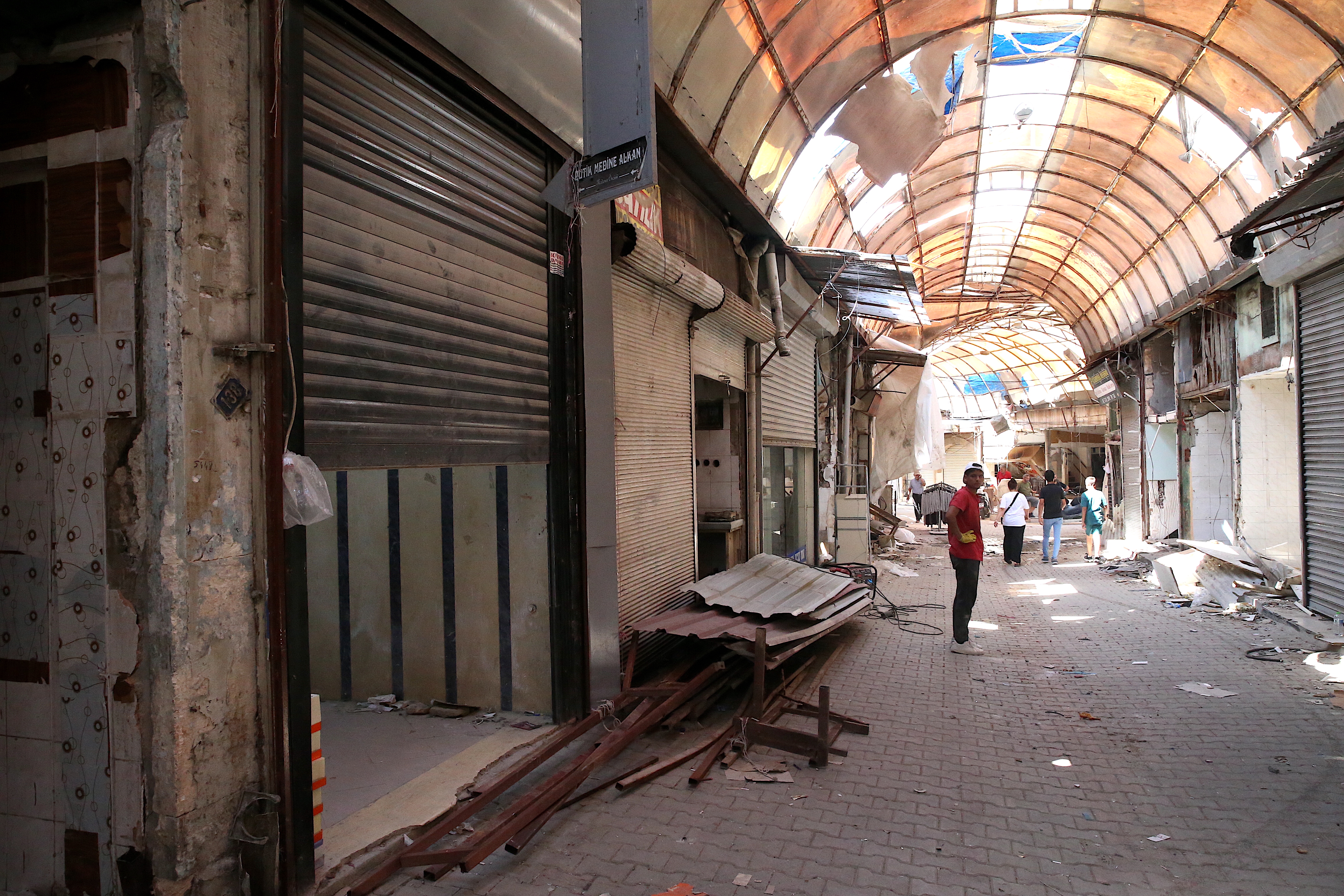 Tarihi Uzun Çarşı'da Restorasyon Çalışmaları Sürüyor (4)