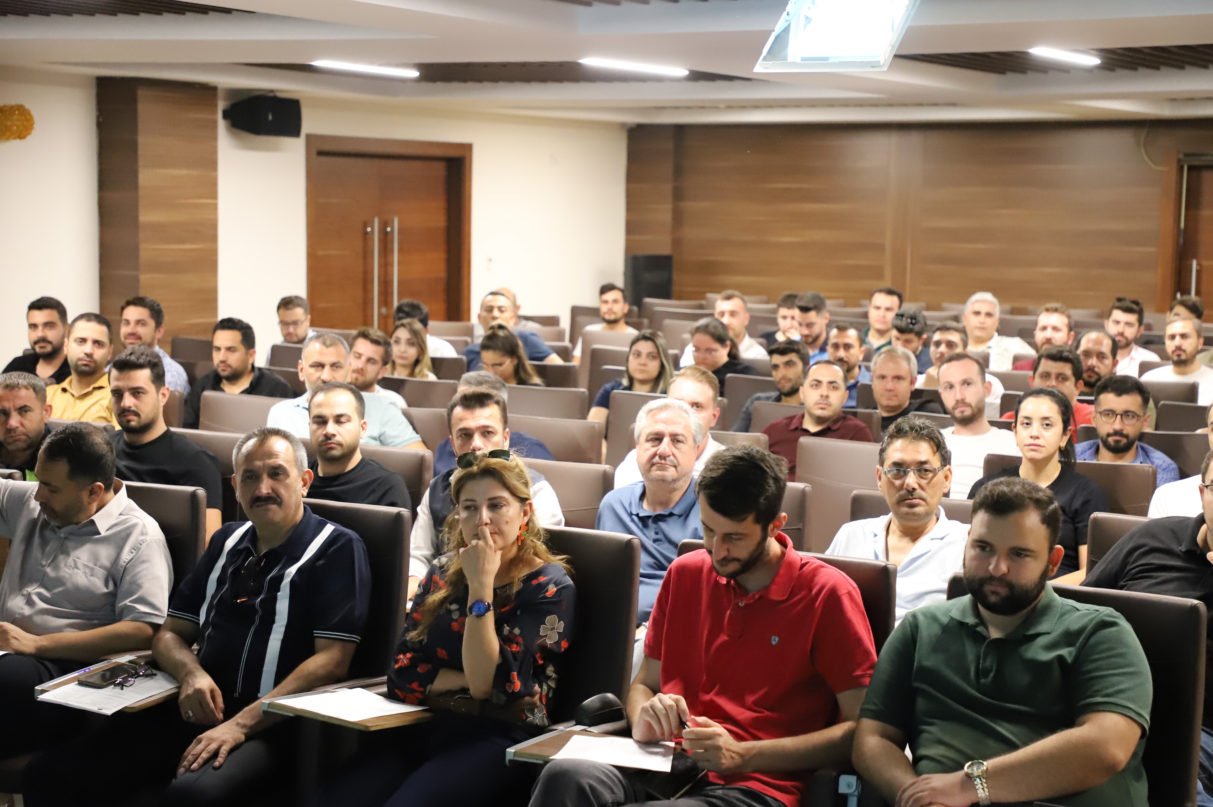 Akedaş Elektrik Dağıtım A.ş., Personeline Yönelik İsg Eğitimlerini Tamamladı (2)