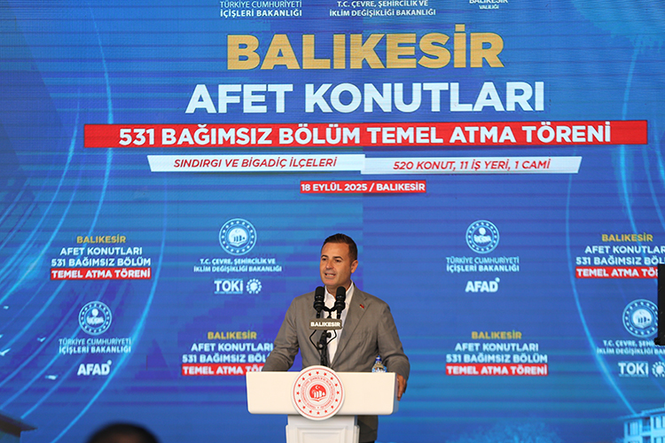 Balıkesir'in Sındırgı Ilçesinde Kalıcı Deprem Konutlarının Temeli Atıldı5