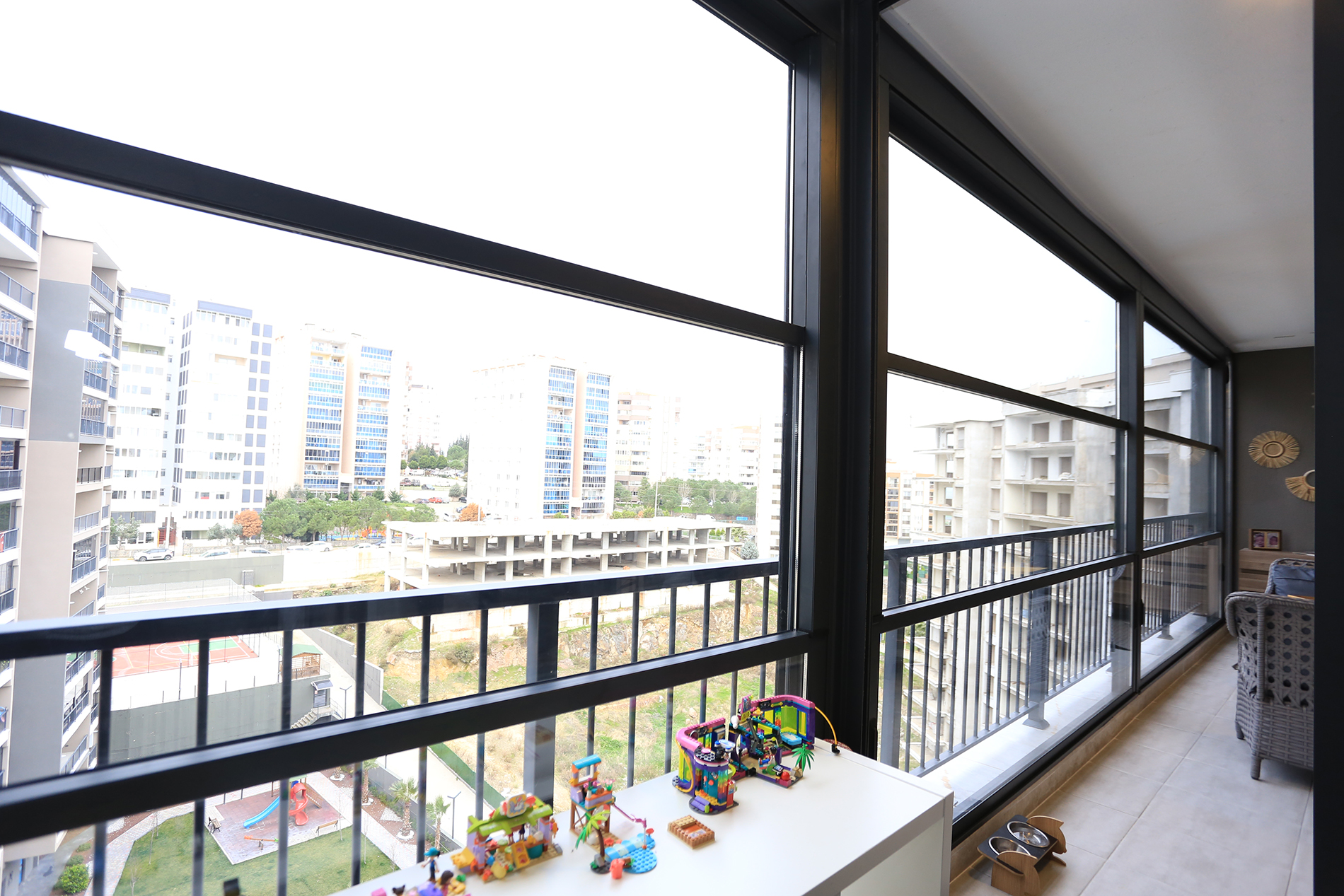 Balkonunuza Değer Katacak Cam Balkon Modelleri (3)