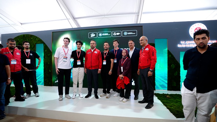 Çevre, Şehircilik Ve İklim Değişikliği Bakanlığı Projelerini Teknofest'te Tanıtıyor (1)