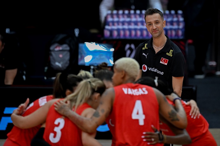 Futbol, Basketbol Ve Voleybolda Milli Sevinç1