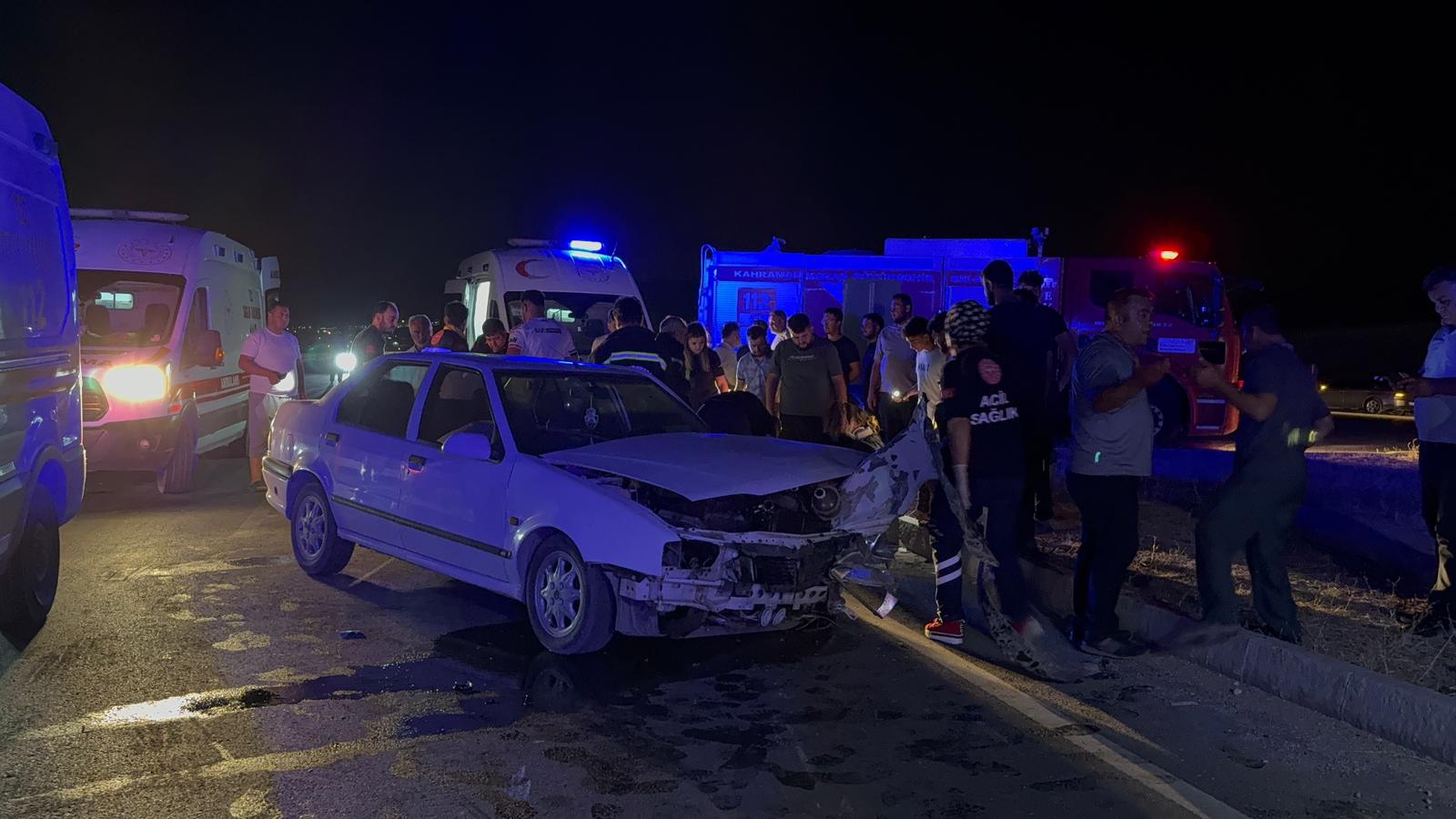 İki Otomobilin Çarpıştığı Kazada 10 Kişi Yaralandı (3)