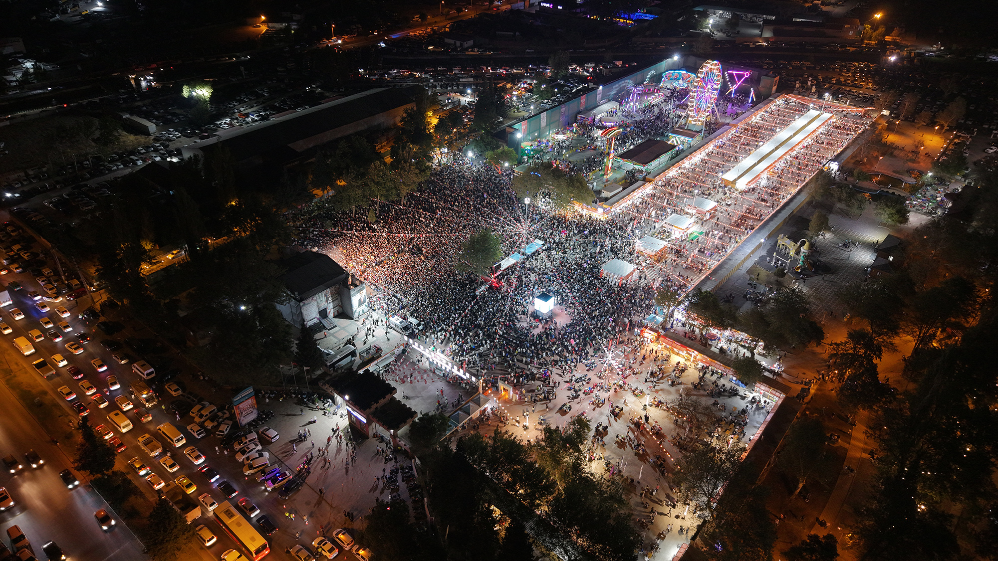 Resul Dindar, Ağustos Fuarı’ndakaradeniz Fırtınası Estirdi (4)
