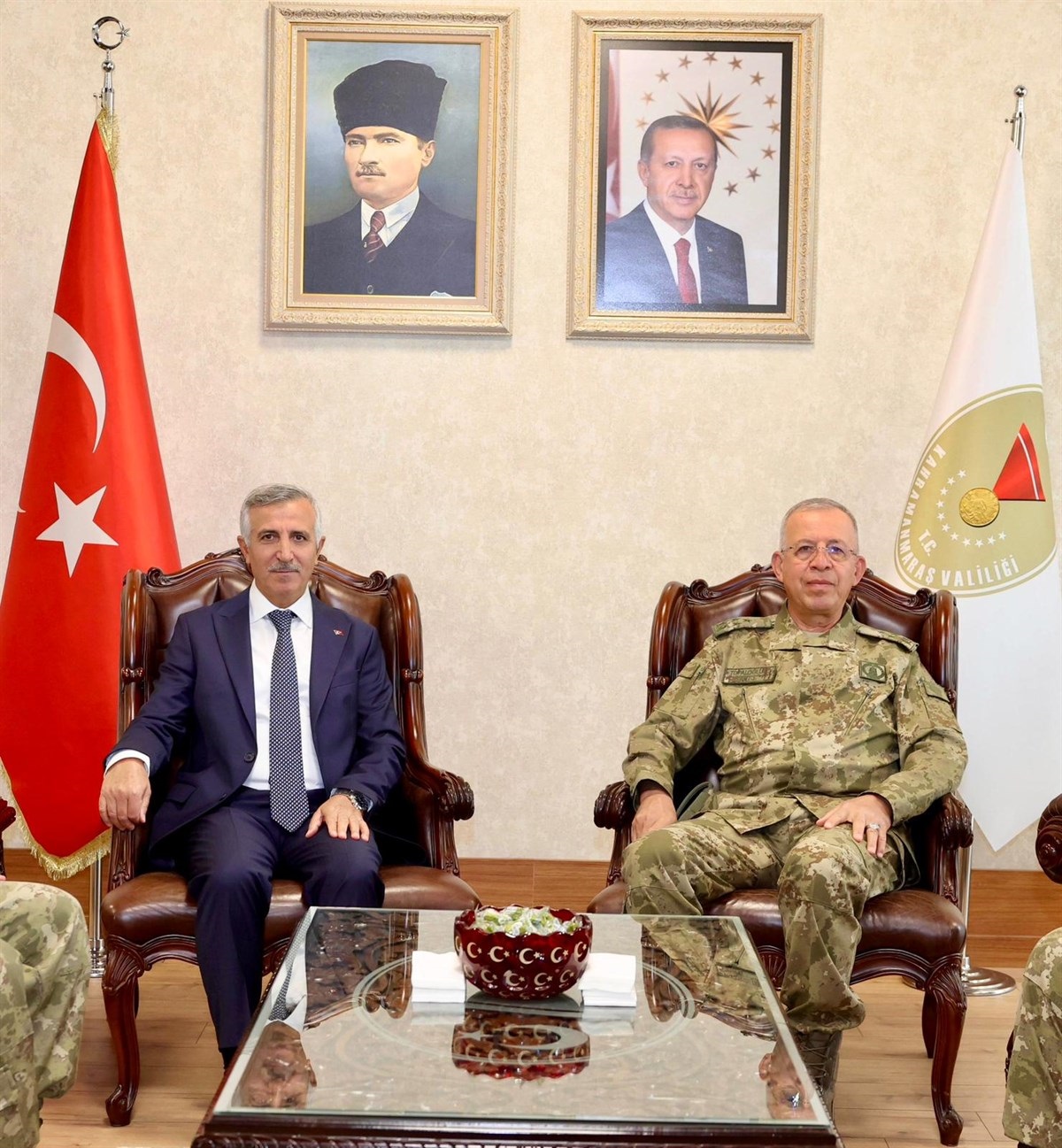 2’Nci Ordu Komutanı Korgeneral Zorlu Topaloğlu Valiliği Ziyaret Etti (4)
