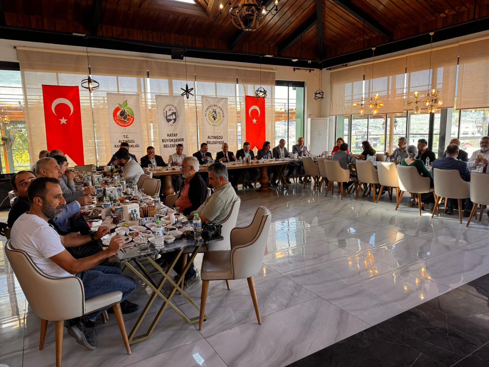 A A 20251016 39429154 39429152 Z E Y T I N Z E Y T I N Y A G I V E G A S T R O N O M I F E S T I V A L I B I L G I L E N D I R M E T O P L A N T I S I Y A P I L D I