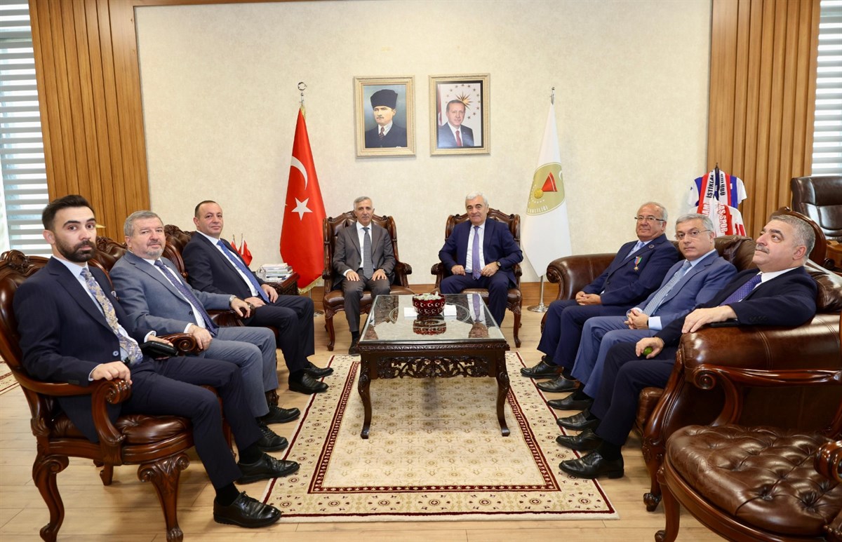 Azerbaycan Diaspora Bakan Yardımcısı Valeh Hacıyev Valiliği Ziyaret Etti (3)
