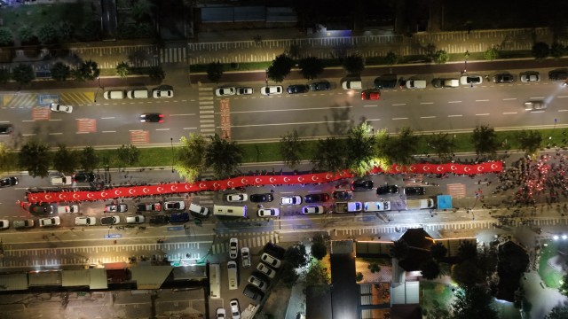 Cumhuriyet Yürüyüşü(3) Copy 640X360