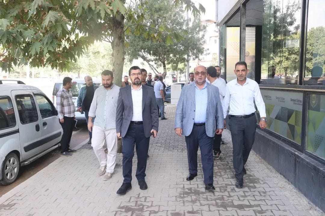 Dulkadiroğlu’nda Sağlık Ocağı İçin İlk Adım Başkan Akpınar Esnafla Ve Muhtarla Buluştu (3)