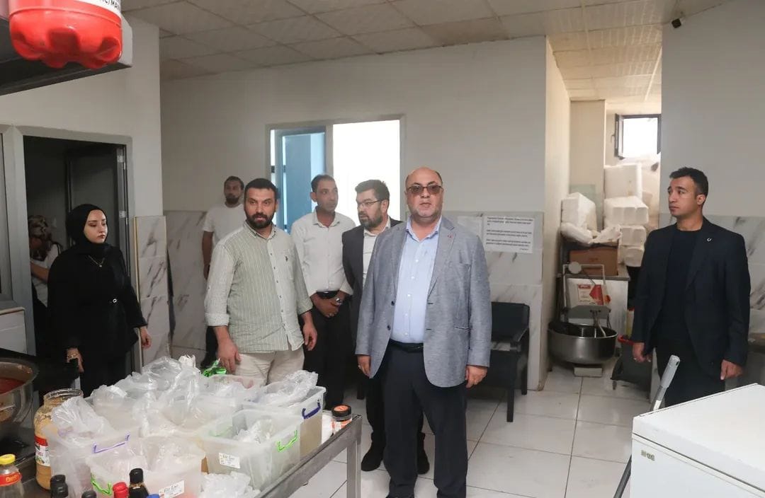 Dulkadiroğlu’nda Sağlık Ocağı İçin İlk Adım Başkan Akpınar Esnafla Ve Muhtarla Buluştu (4)