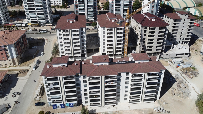 Elazığ'da 1216 Depremzede Aile Yerinde Dönüşüm Projesi Kapsamında Yapılan Evlerine Yerleşti (2)
