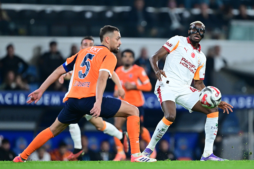 Galatasaray, Başakşehir'i Deplasmanda 2 1 Yendi (1)