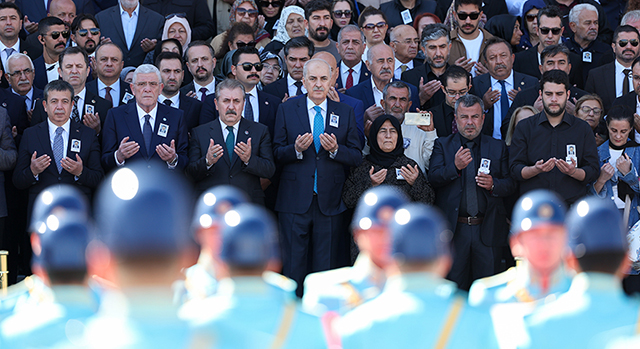 Tbmm Başkani Kurtulmuş, Eski̇ Mi̇lletveki̇li̇ Ökkeş Şendi̇ller İçi̇n Mecli̇s'te Düzenlenen Cenaze Töreni̇ne Katildi1