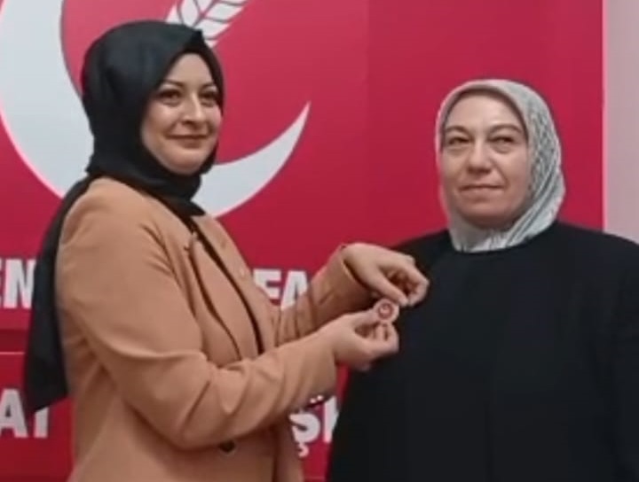 Yeniden Refah Partisi Onkişubat Hanım Kolları Başkanı Küçükhurman Oldu (1)