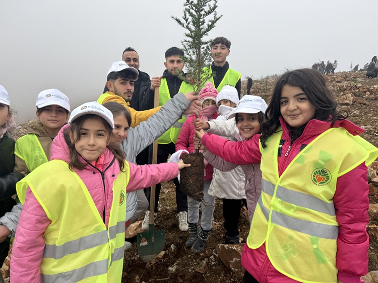 10 Bin 444 Fidan Toprakla Buluşturuldu (1)