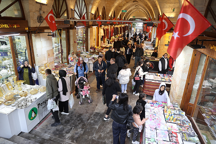 Depremlerden Etkilenen Zincirli Bedesten Gaziantep Ekonomisine Yeniden Katkı Sağlıyor (2)