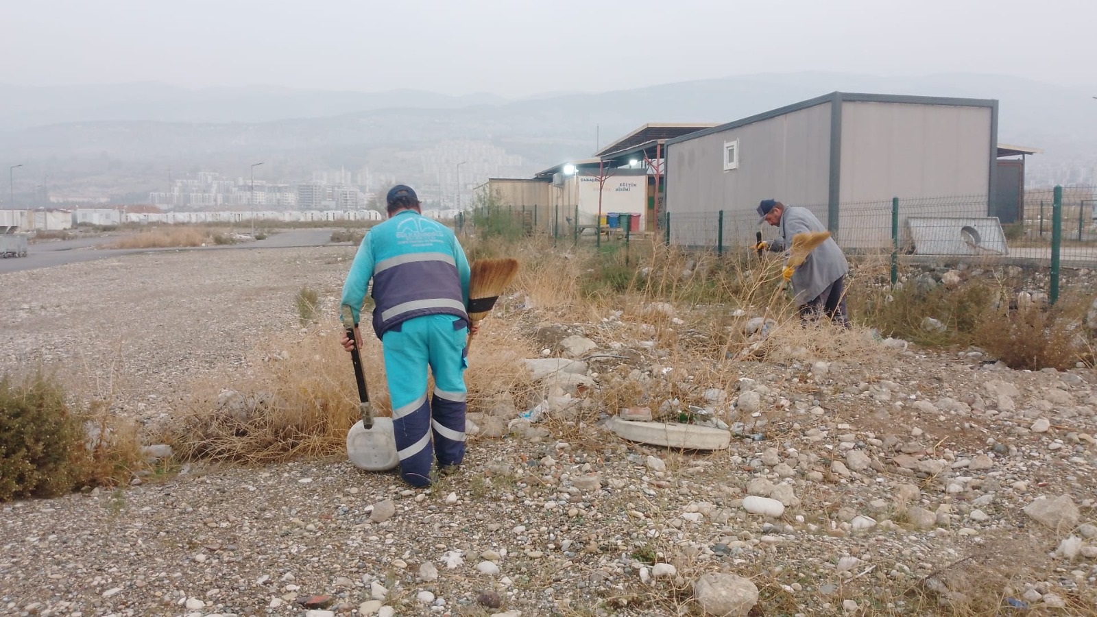 Dulkadiroğlu Belediyesi, Umut Konteyner Kent Ve İlçe Genelinde Temizlik Çalışmalarını Sürdürüyor (3)