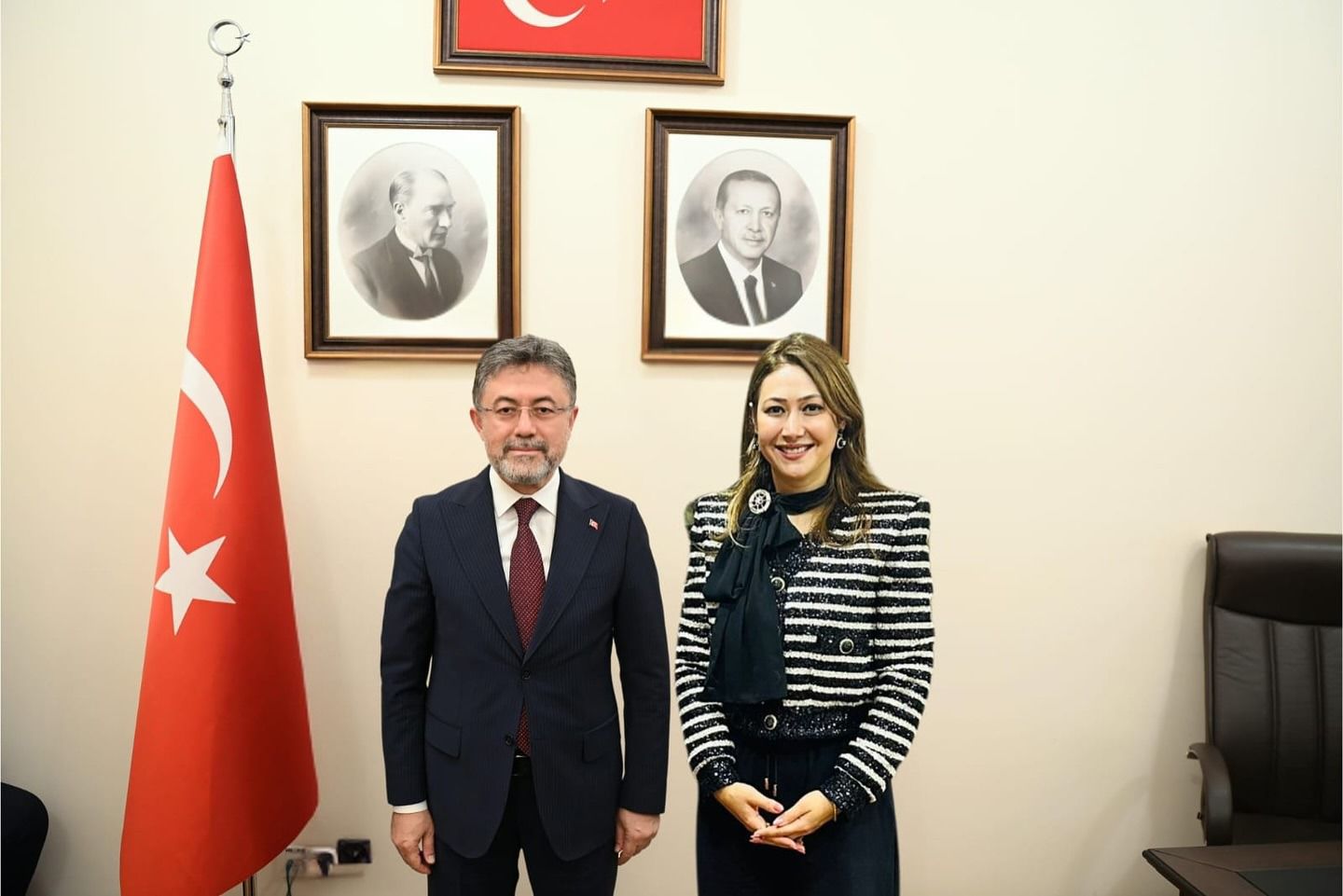 I M G 20251104 W A0021