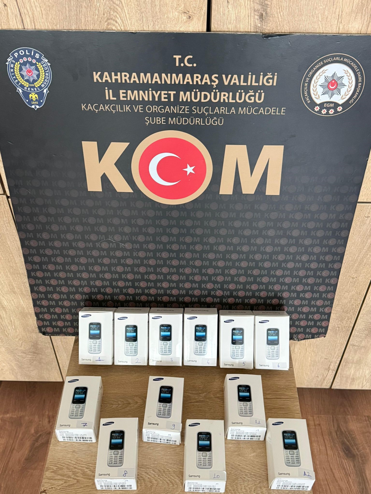 Kahramanmaraş’ta Kaçak Telefon Operasyonu (2)