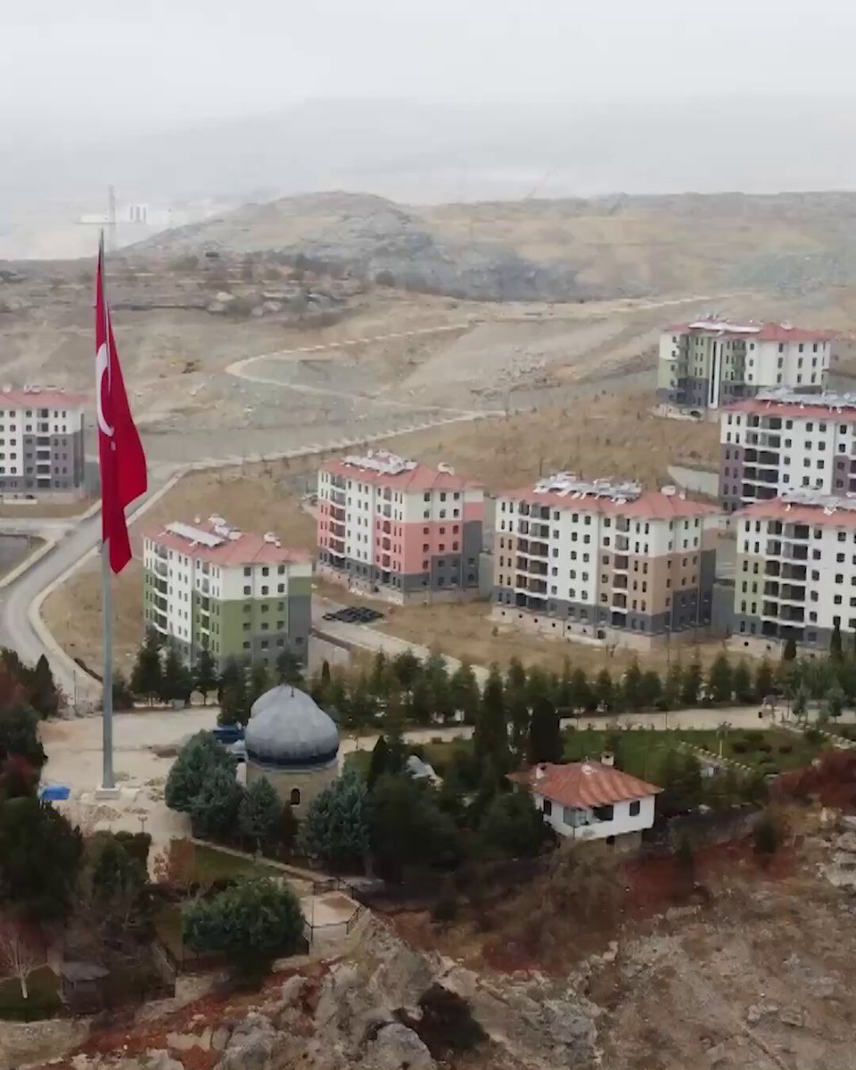 Malatya'da Deprem Ve Sosyal Konutların Anahtar Teslimi Sürüyor