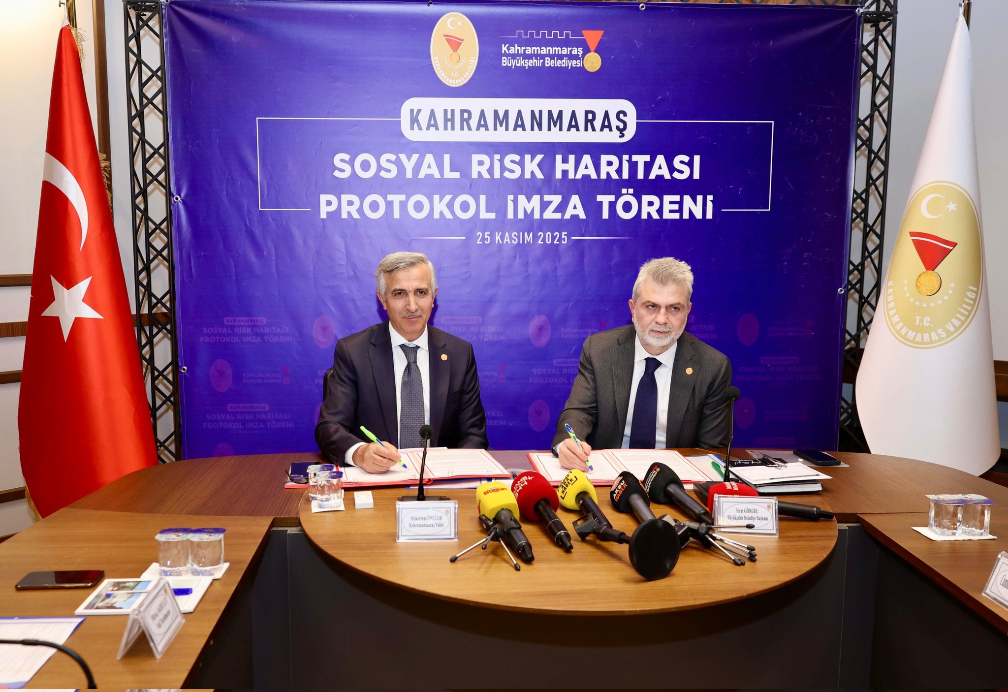 Valilik Ve Kmbşb Arasında Sosyal Risk Haritası İşbirliği Protokolü Imzalandı (2)