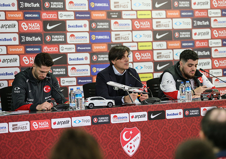 Vincenzo Montella Yarınki Maçta Sabırlı Olmamız Gerekiyor (2)