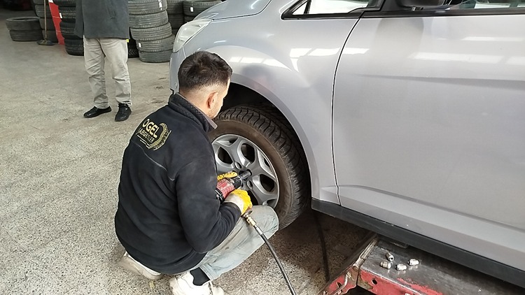 Zorunlu Kış Lastiği Uygulaması Başladı (3)