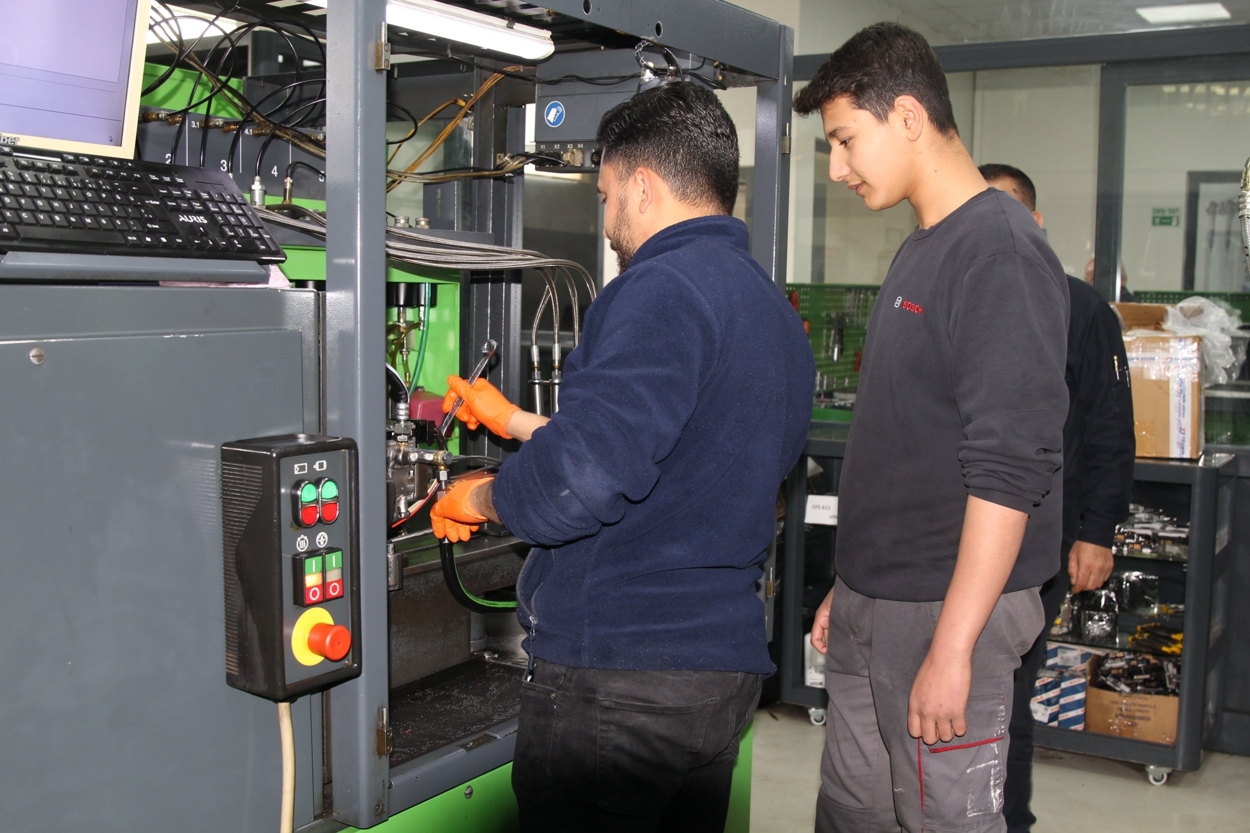 16 Derslikli Yeni Mesleki Eğitim Merkezi Hizmete Açıldı (6)