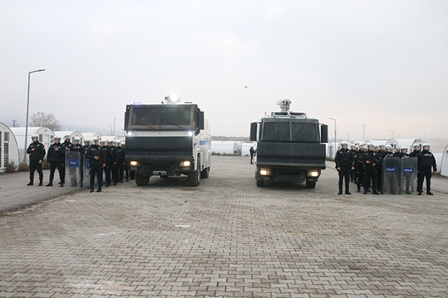 A A 20251211 39951910 39951902 K A H R A M A N M A R A S T A P O L I S L E R C E I Z I N S I Z G O S T E R I Y E M U D A H A L E T A T B I K A T I Y A P I L D I