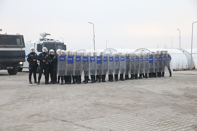 A A 20251211 39951910 39951909 K A H R A M A N M A R A S T A P O L I S L E R C E I Z I N S I Z G O S T E R I Y E M U D A H A L E T A T B I K A T I Y A P I L D I