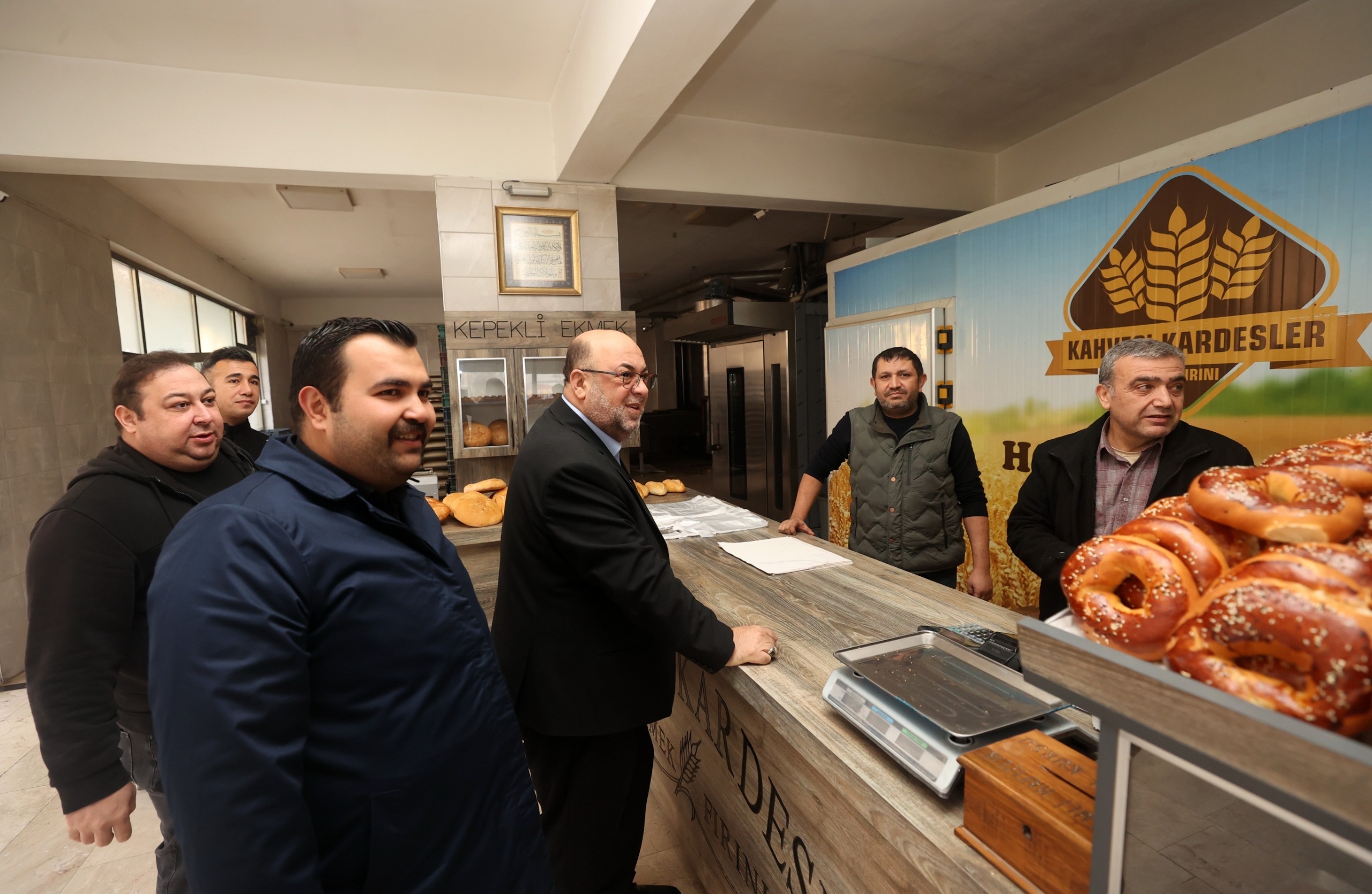 Başkan Akpınar'dan Sakarya Çarşısında Esnaf Ziyareti (3)