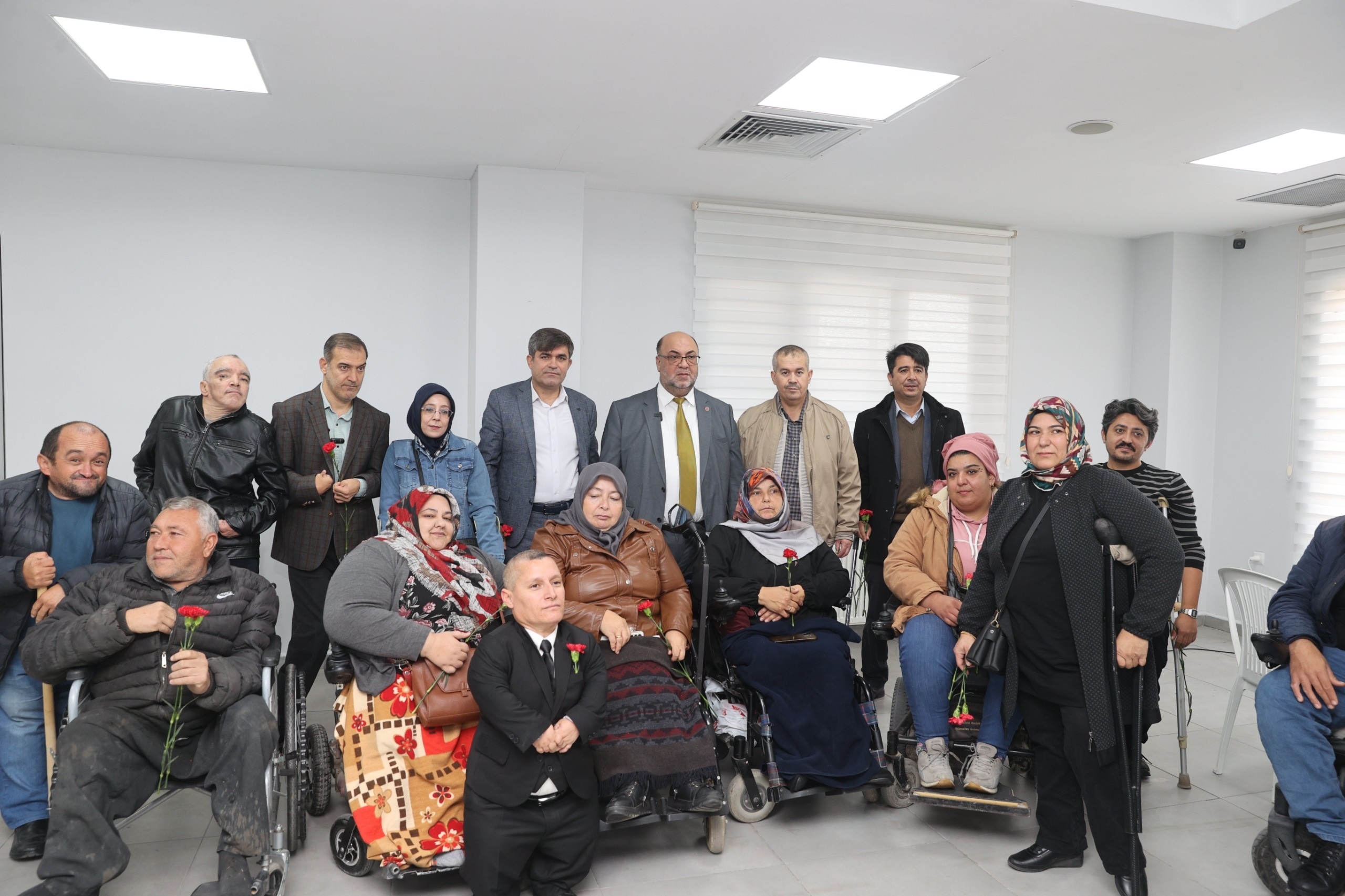 Engelleri̇ Bi̇rli̇ke Aşiyoruz