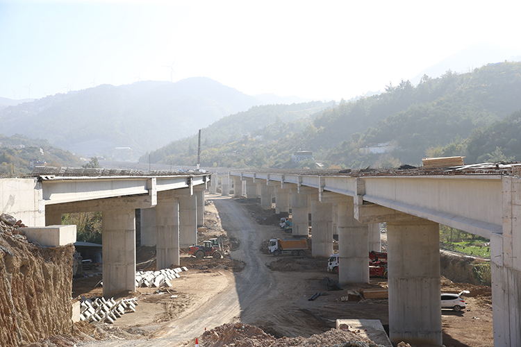 İskenderun Topboğazı Otoyolu'nda Çalışmalar Sürüyor0