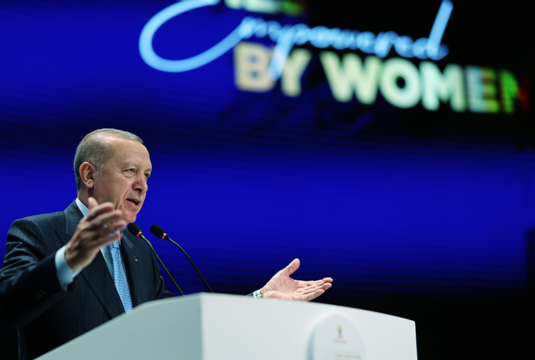 Kadınların Yerel Yönetimlerde Etkin Olması Kritik Önemdedir (4)