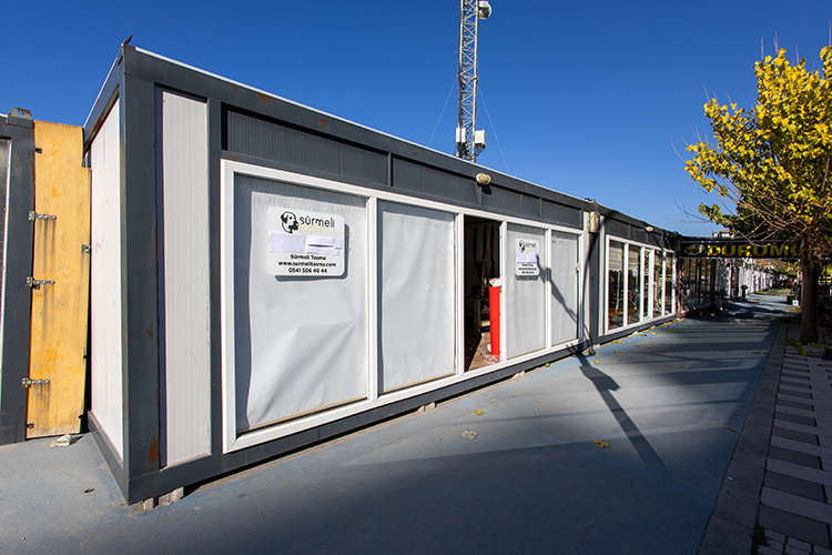 Onteynerde Ürettiği Köpek Tasmalarını 20'Den Fazla Ülkeye Ihraç Ediyor (4)