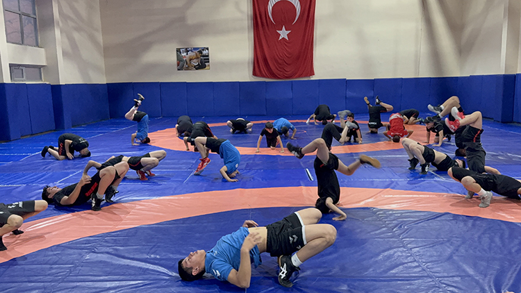 Yozgat'ta Yeni Şampiyon Güreşçiler Yetişiyor (5)