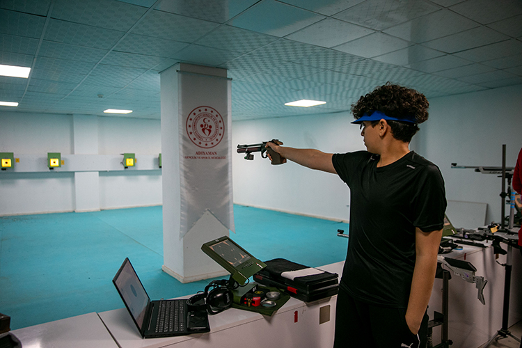 01.08 1 New Folder (12) New Folder (8) 20260121 2 72595478 121399639