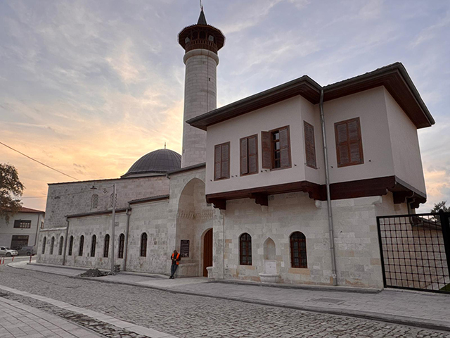 A A 20251231 40119961 40119938 H A B I B I N E C C A R C A M I S I 3 Y I L A R A D A N S O N R A I L K C U M A N A M A Z I N A H A Z I R L A N I Y O R