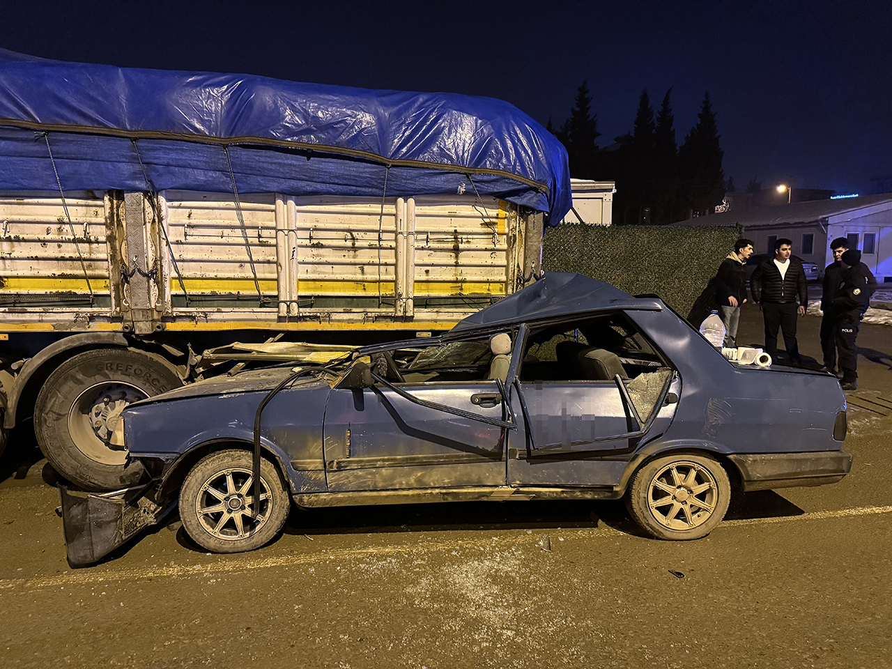 A A 20260106 40179565 40179562 K A H R A M A N M A R A S T A T I R A A R K A D A N C A R P A N O T O M O B I L D E K I 3 K I S I Y A R A L A N D I