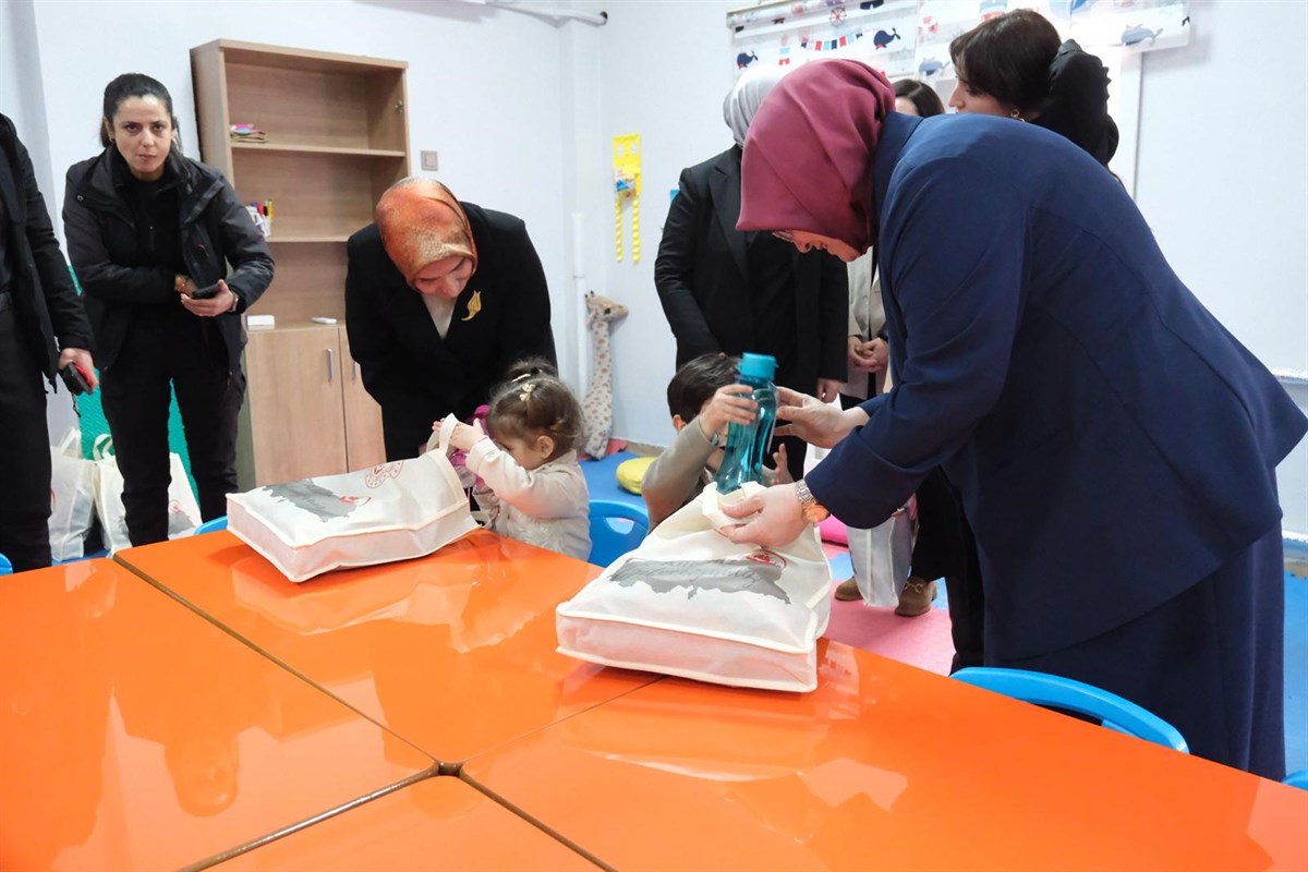 Bizim Aile Çocuk Bakımevi Kreşi Açıldı (3)