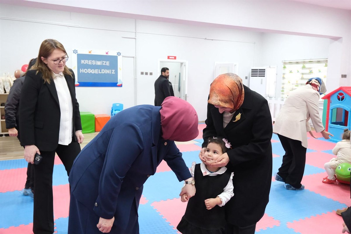 Bizim Aile Çocuk Bakımevi Kreşi Açıldı (6)