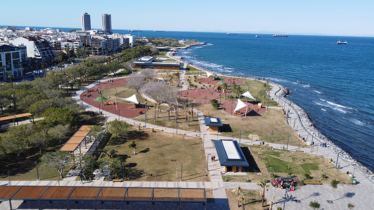 Depremde 80 Santimetre Çöken İskenderun Sahilinin Çehresi, Modern Peyzaj Uygulamalarıyla Değişti (4)