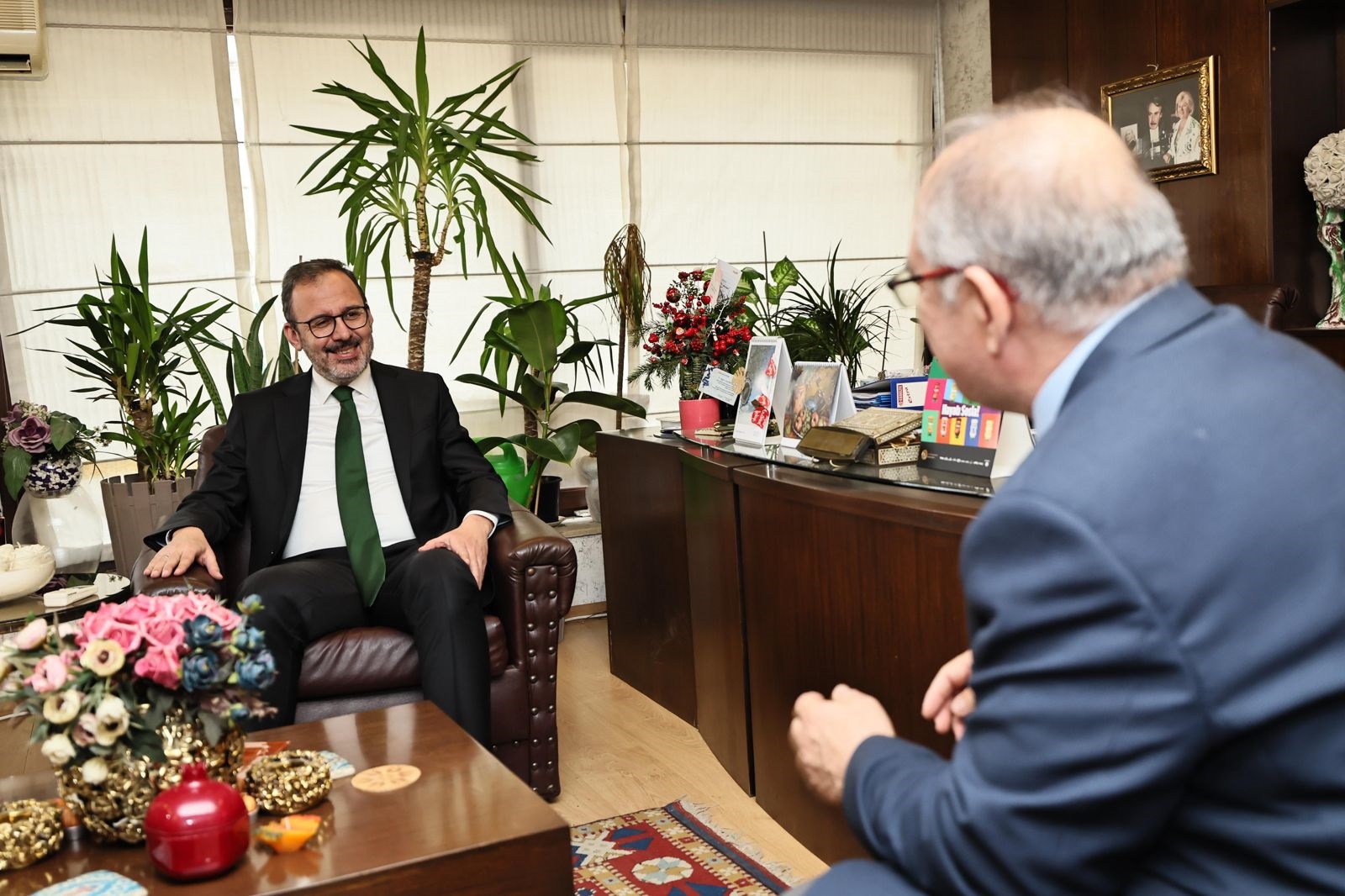 Gazeteciler, Toplumun Gören Gözü, Işiten Kulağıdır (4)