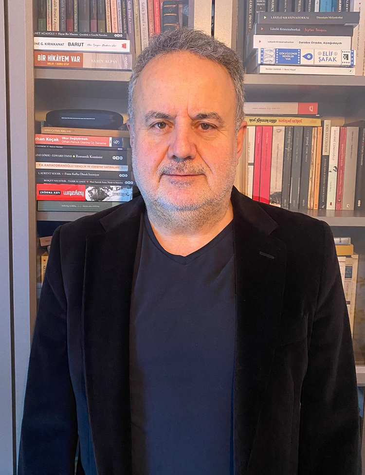 Halide Edip'in İstanbul'u Mor Salkımlı Ev0