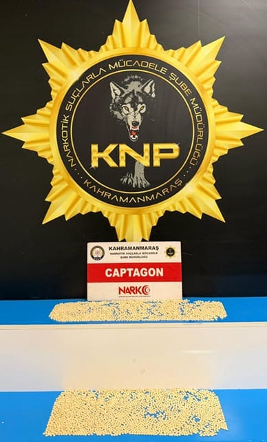 Narkotik Operasyonu 5 Bin Captagon Hap Ele Geçirildi, 3 Kişi Tutuklandı (2)
