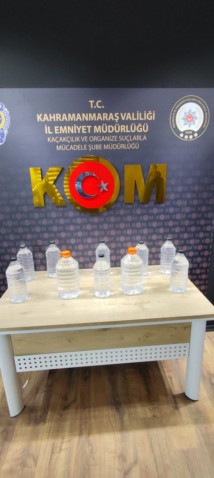 Silah, Tarihi Sikke Ve Sahte Alkol Ele Geçirildi (1)