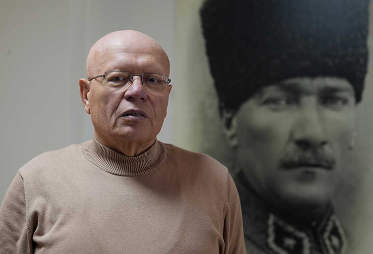 Zübeyde Hanım Vefatının 103. Yılında Anılıyor0