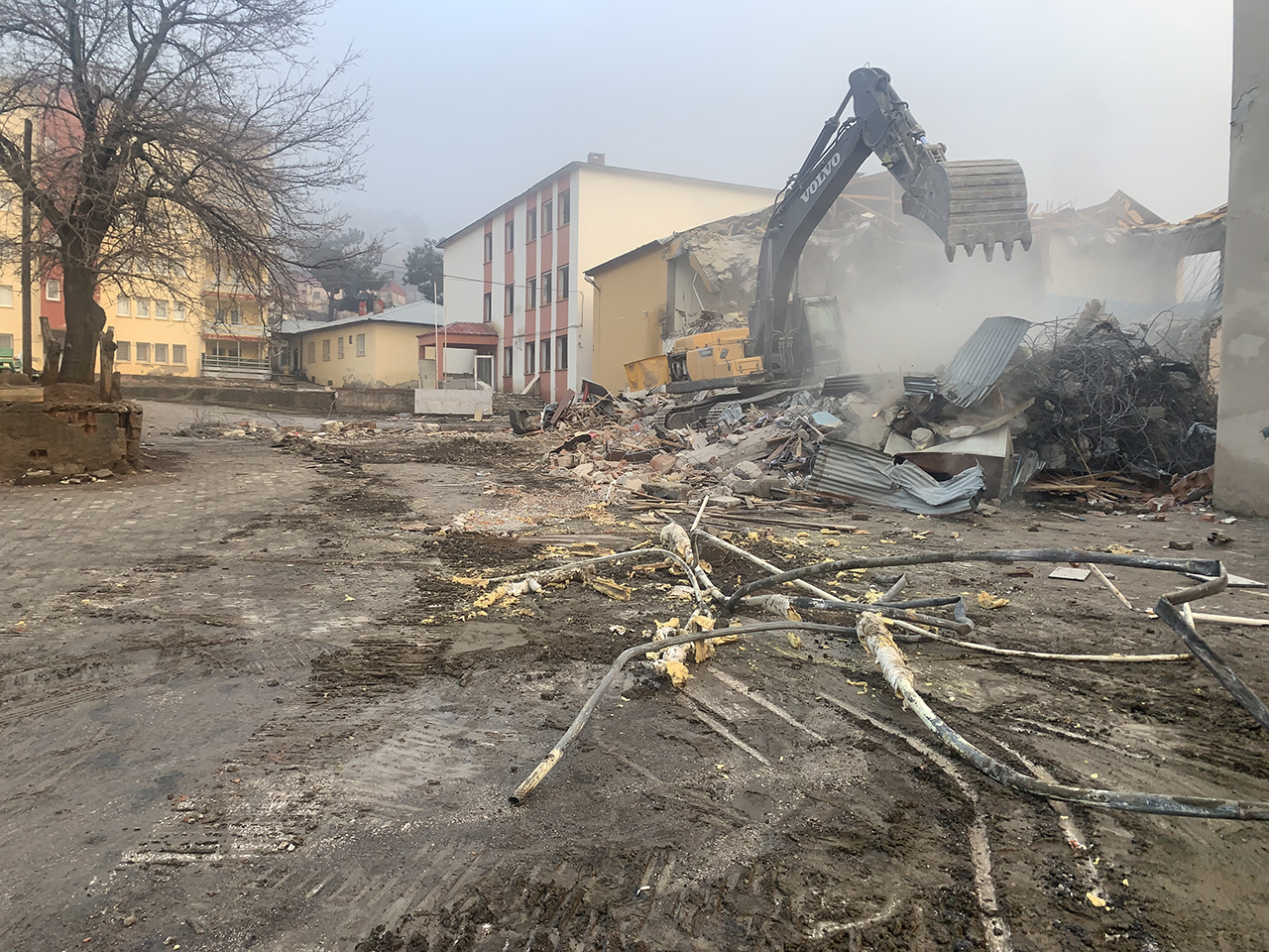 A A 20260208 40492778 40492776 A L A D A G D A D E P R E M E D A Y A N I K S I Z O L D U K L A R I B E L I R L E N E N 3 O K U L U N Y I K I M I N A B A S L A N D I