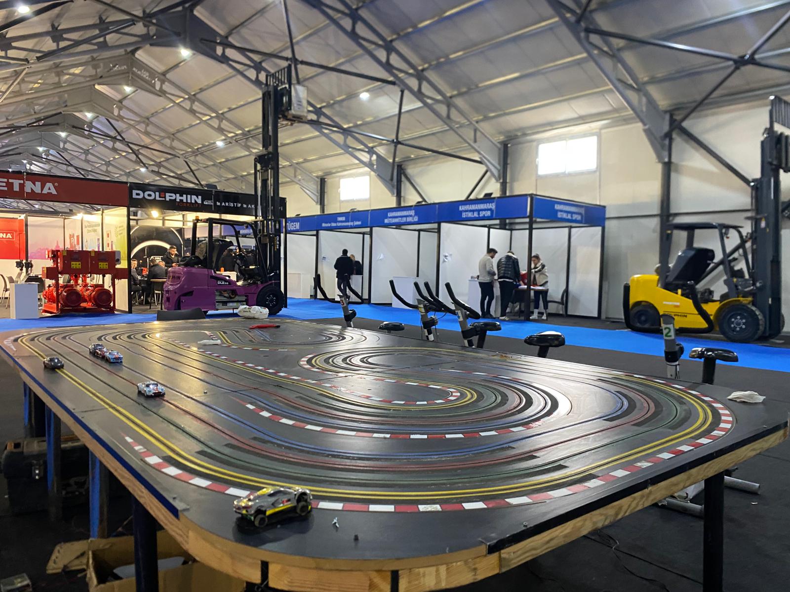 A A 20260211 40523238 40523237 K A H R A M A N M A R A S I N S A A T V E Y A P I T E K N O L O J I L E R I F U A R I A C I L D I